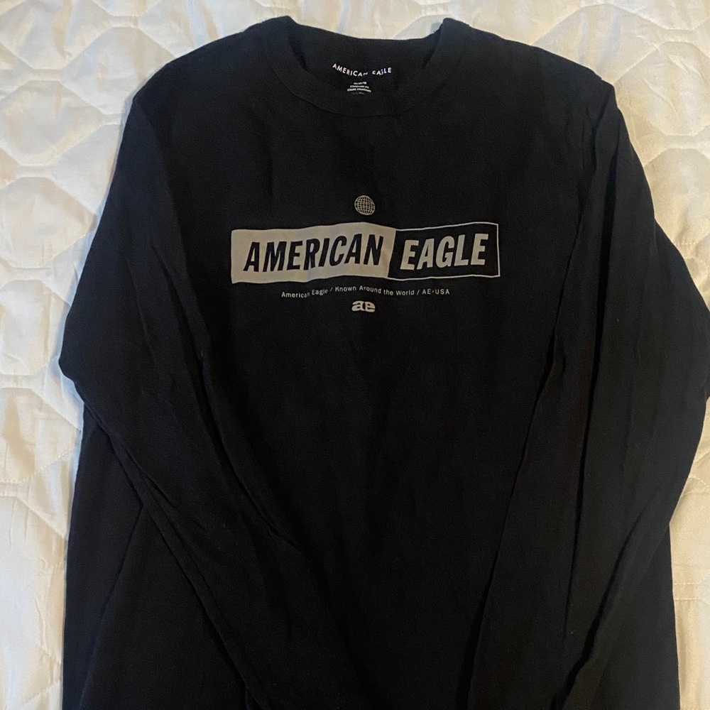 American Eagle Outfitters Black Long Sleeve Tee
